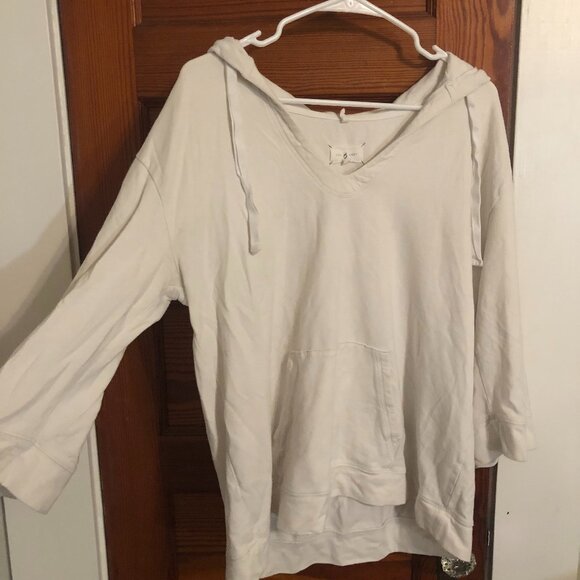 LAST CHANCE - Lou and Grey Hooded Pullover - Picture 1 of 4